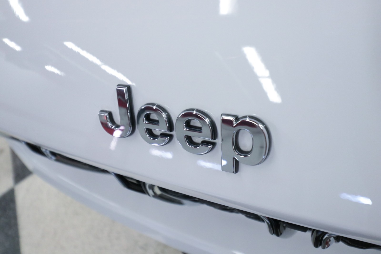 Used Car 2023 Jeep Grand Cherokee  Overland For Sale Under $50,000 In Austin, Texas