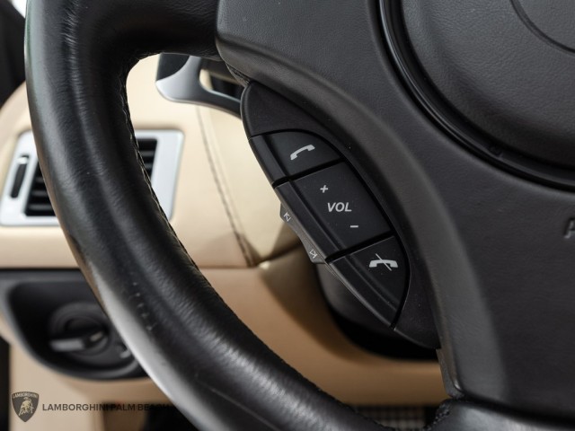 Aston Martin DB9