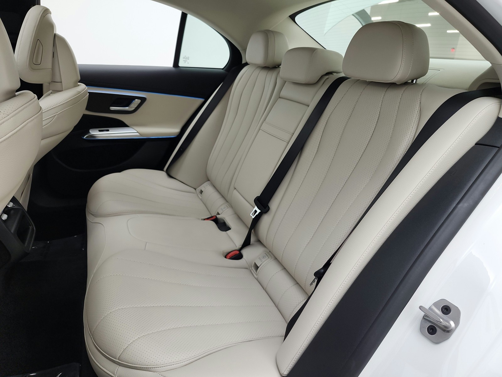 Certified Used 2026 Polar White Mercedes-Benz E 350 RWD Sedan image 16