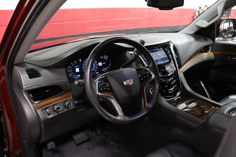 2020 Cadillac Escalade ESV 4dr Suv in , 