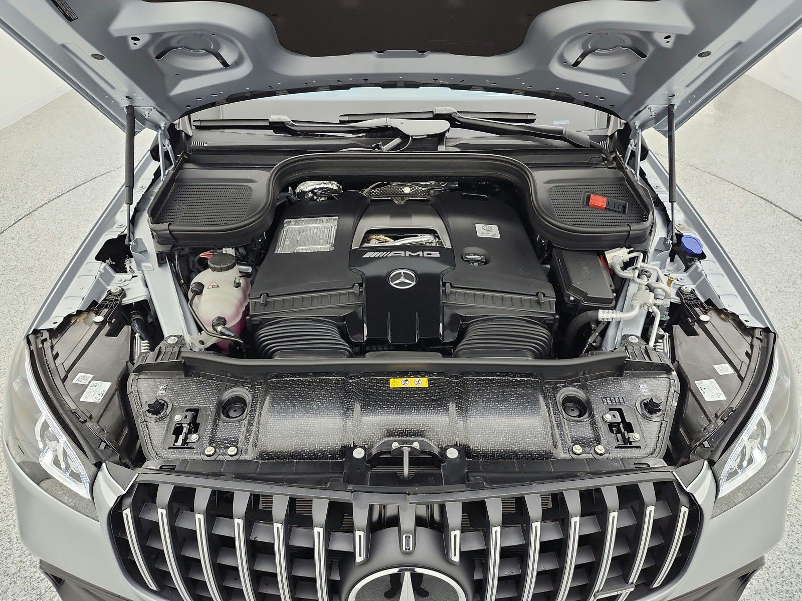 New 2026 MANUFAKTUR SIGNATURE Mercedes-Benz AMG® GLS 63 image 12