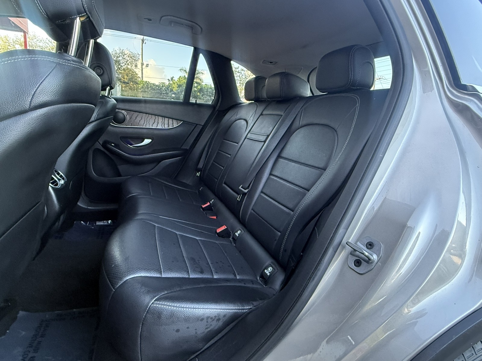 2021 Mercedes-Benz GLC-Class - $18,277