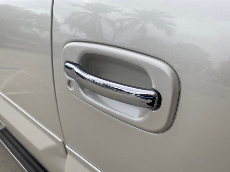 2003 Cadillac Escalade ESV SUV PEARL WHITE 4WD/AWD in , 