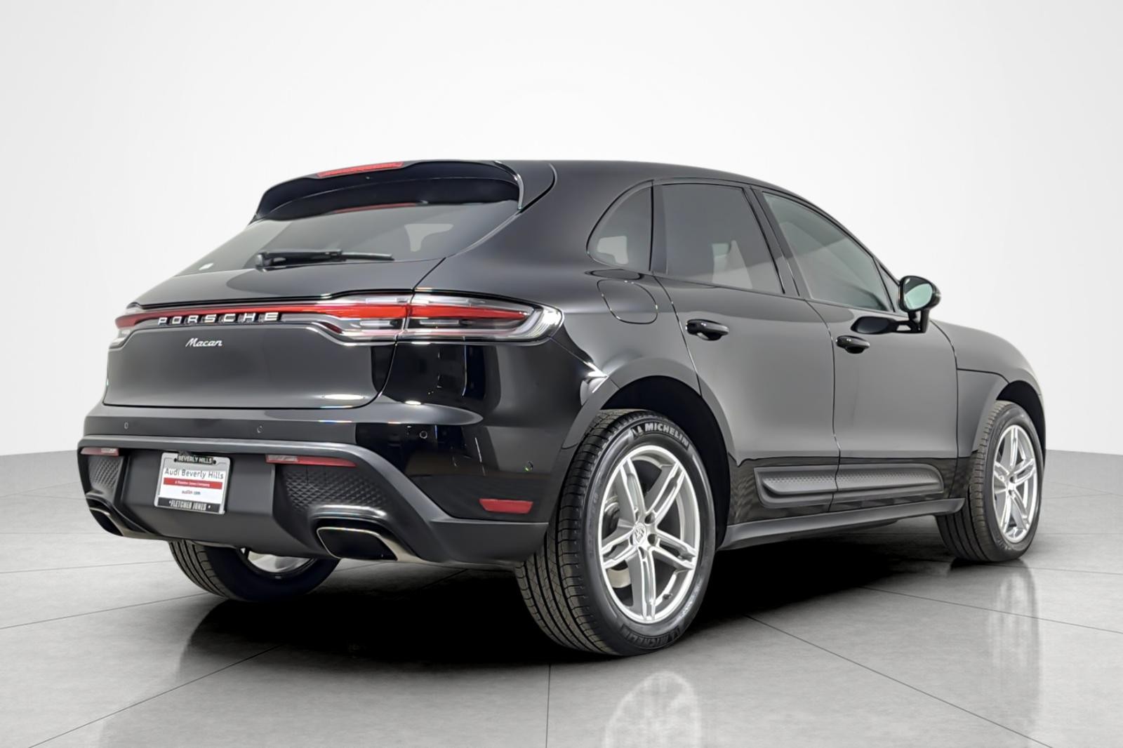 Used 2022 Black Porsche AWD image 5