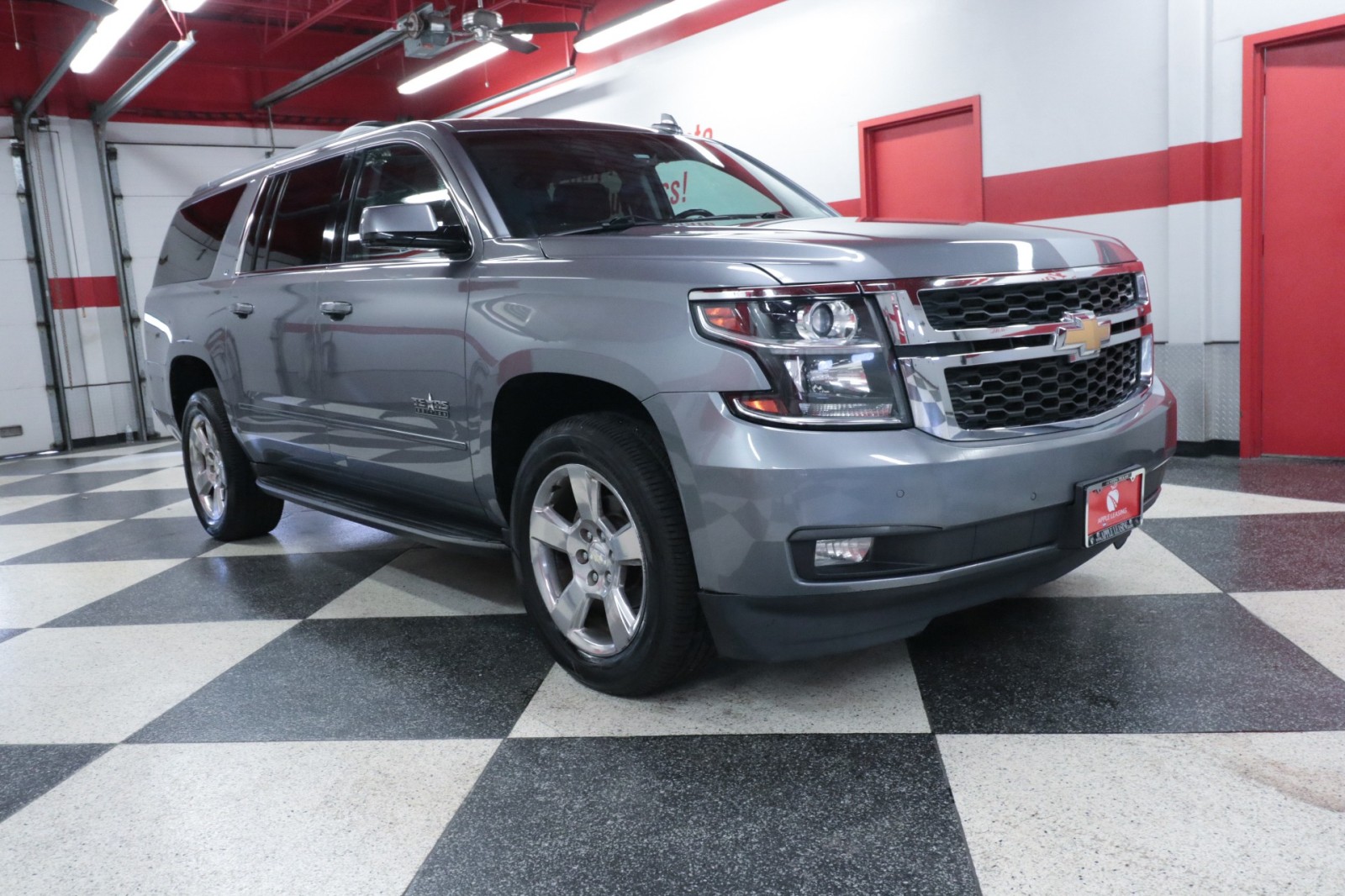 Used Car 2018 Chevrolet Suburban  Lt For Sale Under $25,000 In Austin, Texas