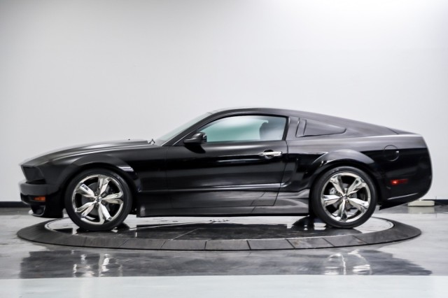 2009 Ford Mustang GT Iacocca 45TH Anniversary Edition 2