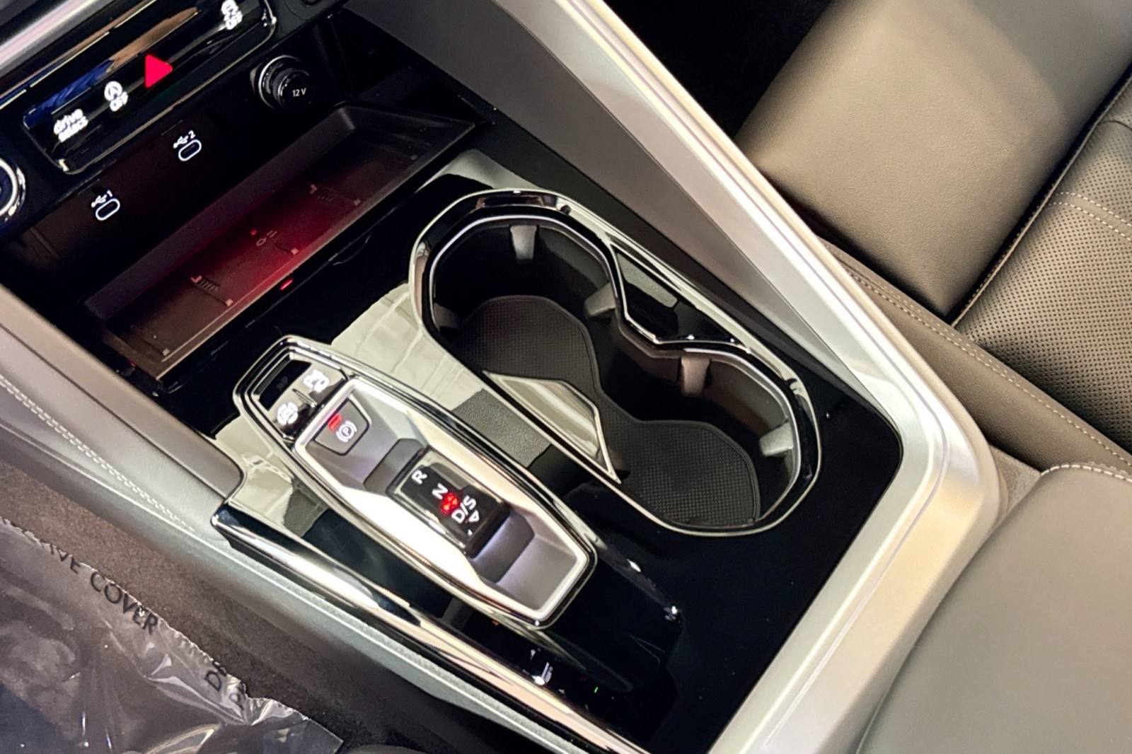 New 2025 Mythos Black Metallic Audi Premium Plus 2.0 TFSI quattro image 14