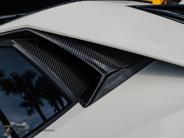 Lamborghini Aventador SVJ