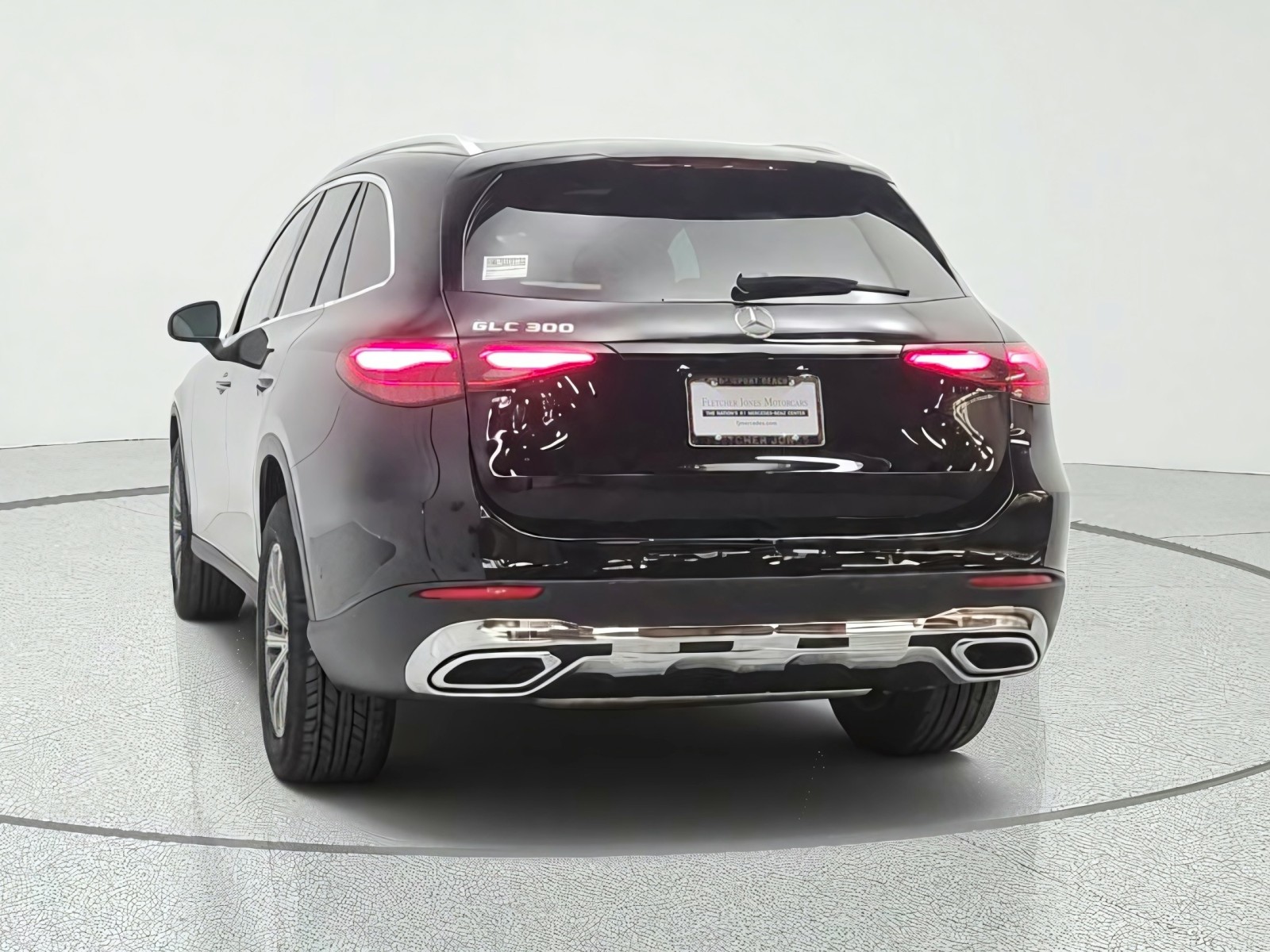 New 2027 Black Mercedes-Benz GLC 300 SUV image 6