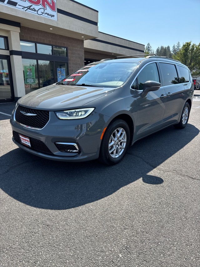 2022 Chrysler Pacifica Touring L FWD