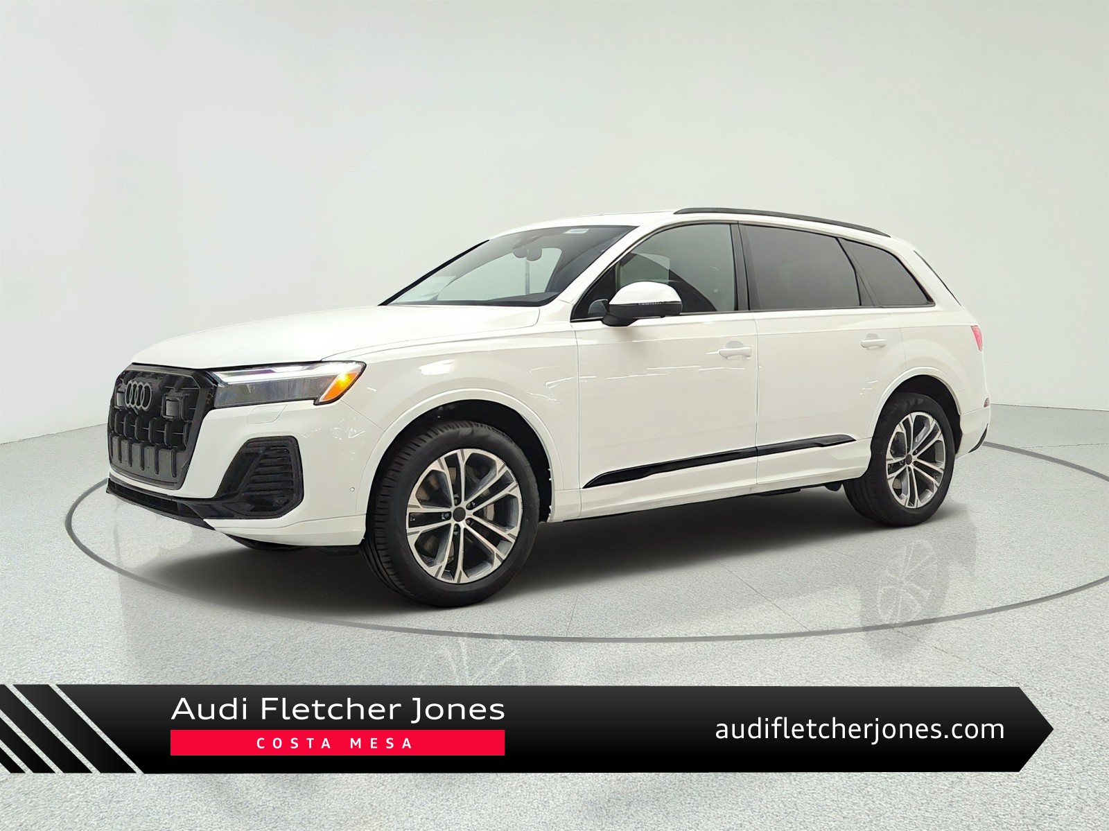 Carrara White 2026 Audi Q7 SUV / Crossover All-Wheel Drive Automatic
