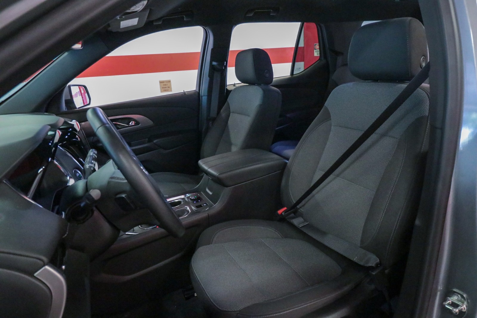 Used Car 2023 Chevrolet Traverse  Lt Cloth For Sale Under $30,000 In Austin, Texas