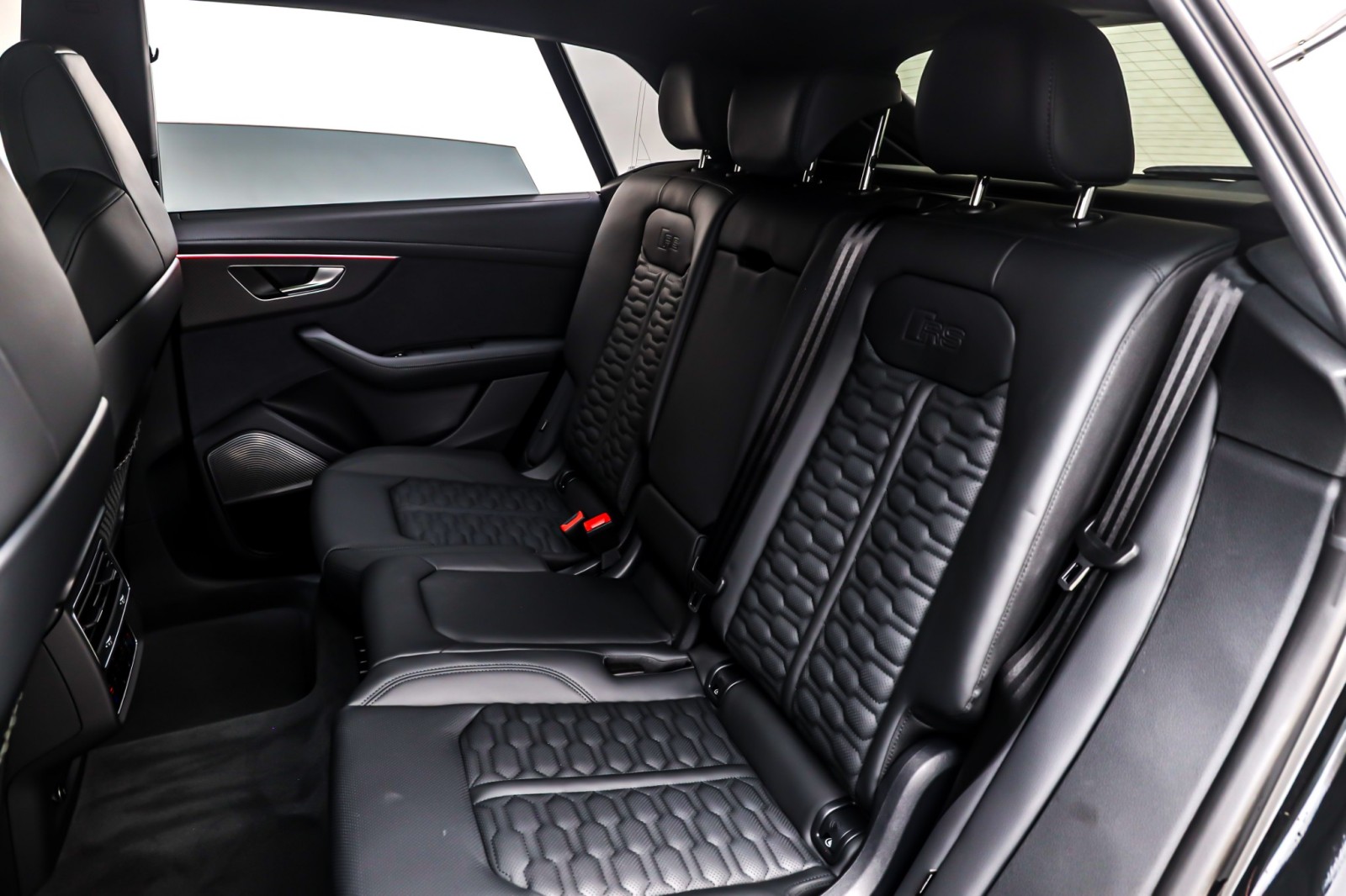 New 2026 Mythos Black Metallic Audi performance quattro image 8