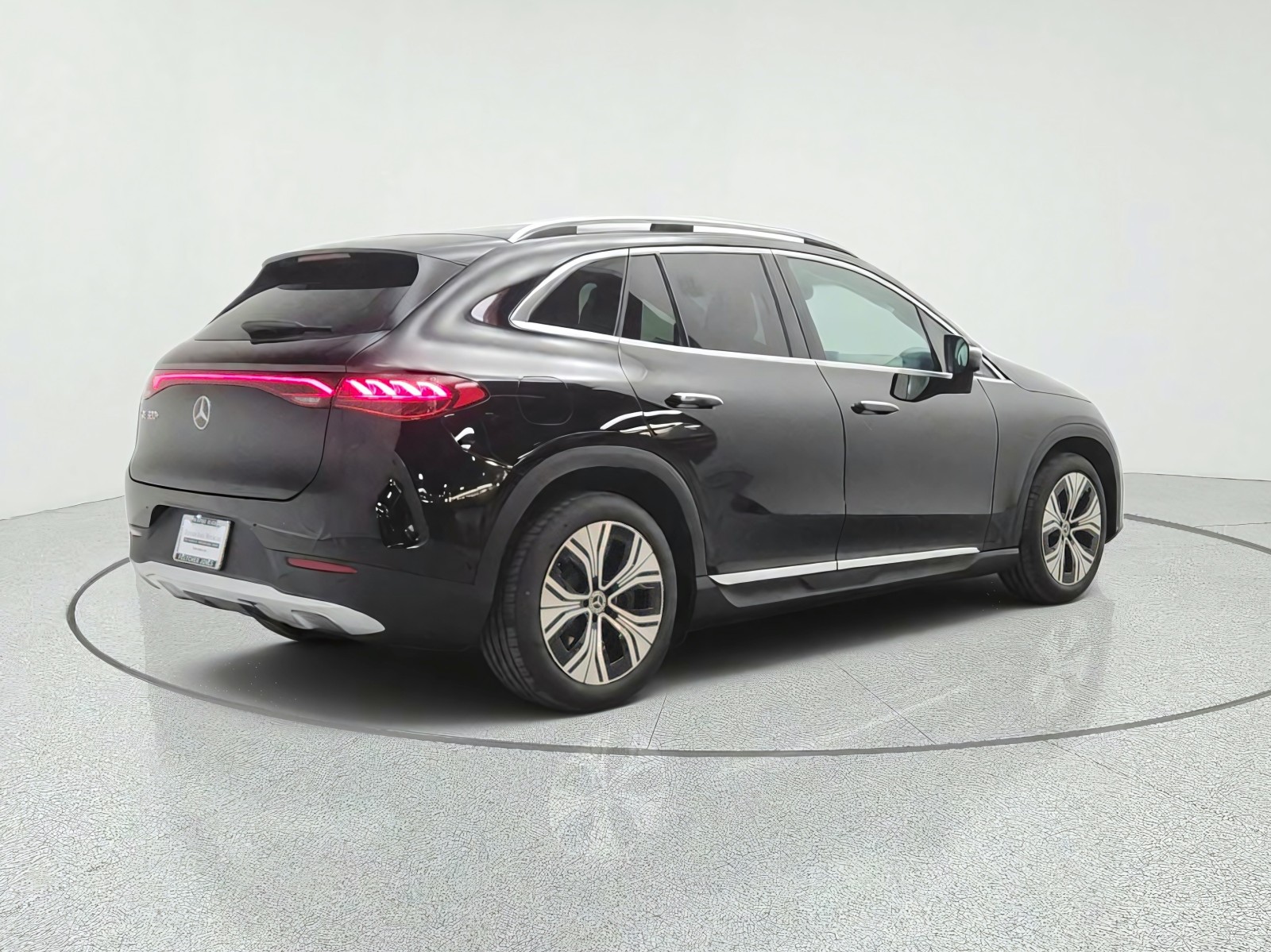 New 2027 Black Mercedes-Benz EQE 320+ SUV image 5