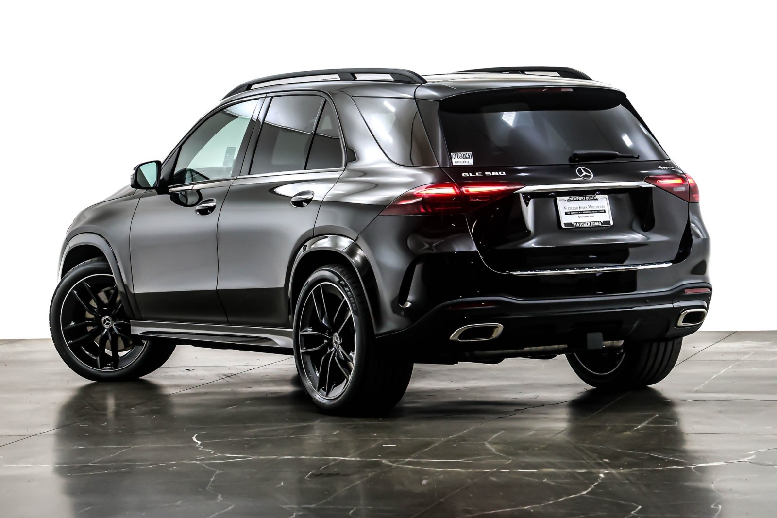 New 2026 Obsidian Black Metallic Mercedes-Benz GLE 580 image 12