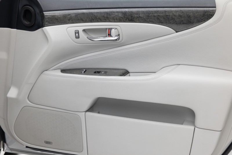 2007 Lexus LS 460 L L in ,