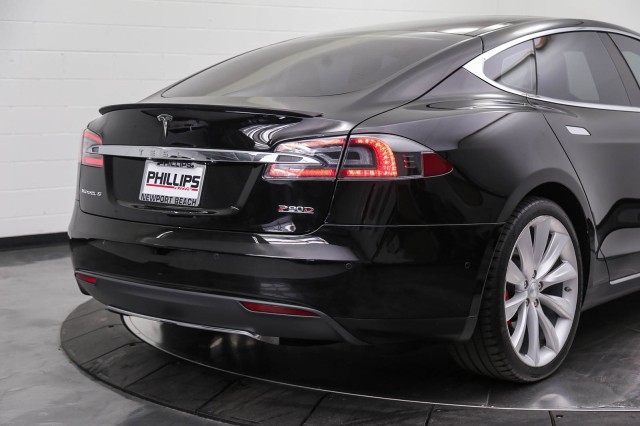 2016 Tesla Model S P90D 11