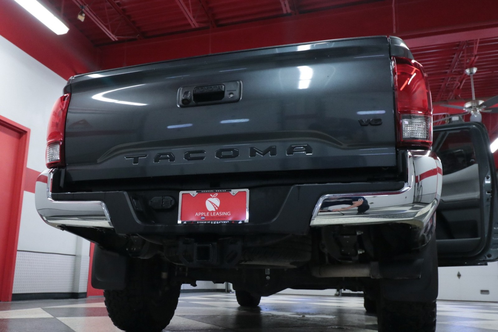 Used Car 2022 Toyota Tacoma 2wd  Sr5 For Sale Under $35,000 In Austin, Texas