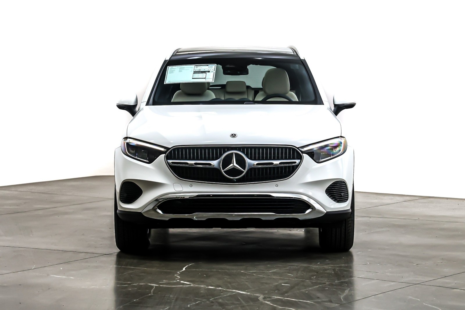 New 2026 Polar White Mercedes-Benz GLC 300 image 2