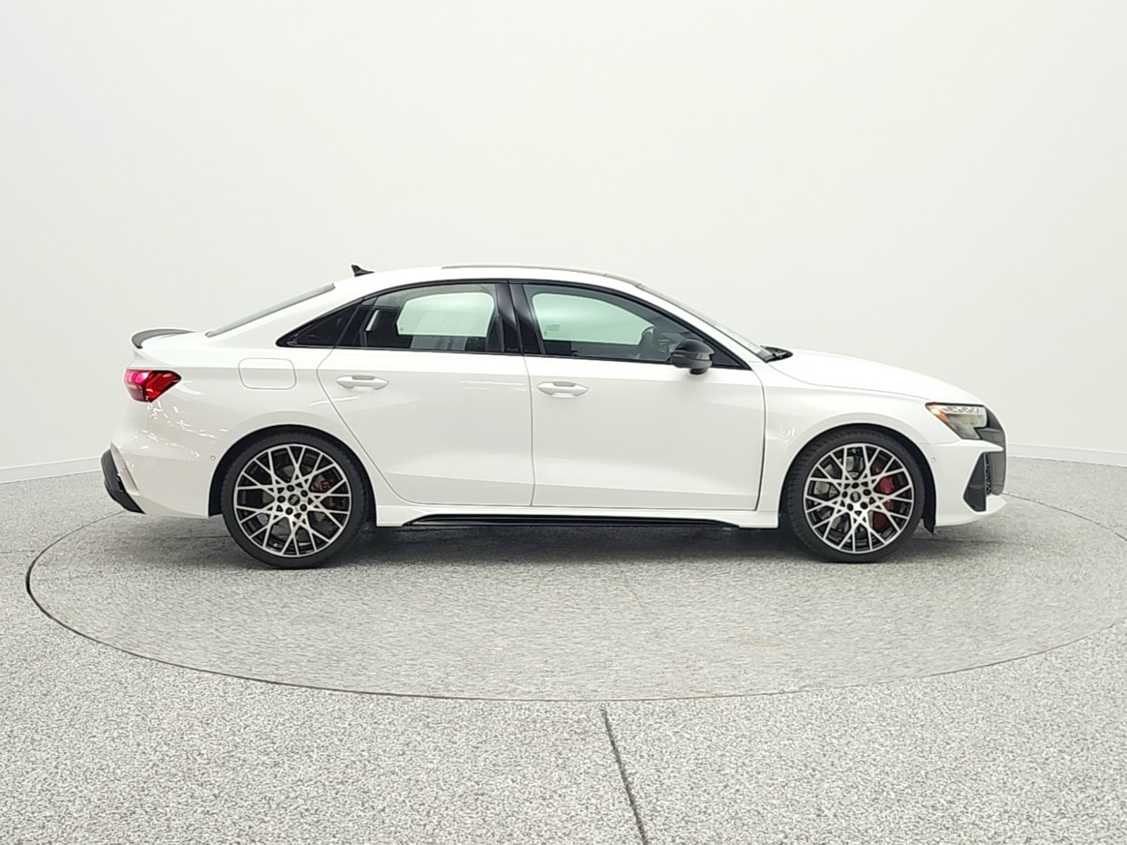 New 2026 Arkona White Audi quattro image 4