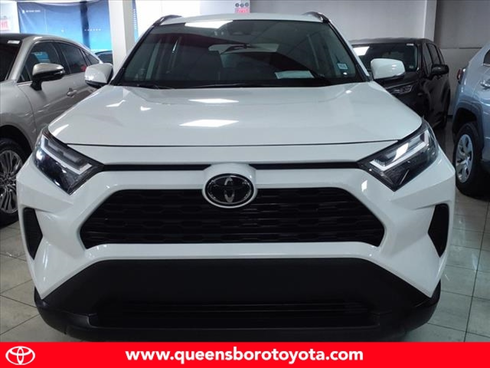 Used 2022 Toyota RAV4 XLE with VIN 2T3P1RFV5NW264823 for sale in Woodside, NY