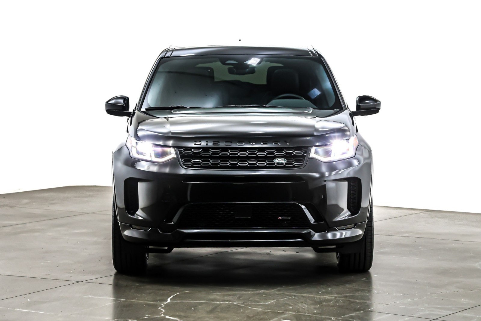 Used 2023 Santorini Black Metallic Land Rover SE R-Dynamic 4WD image 4