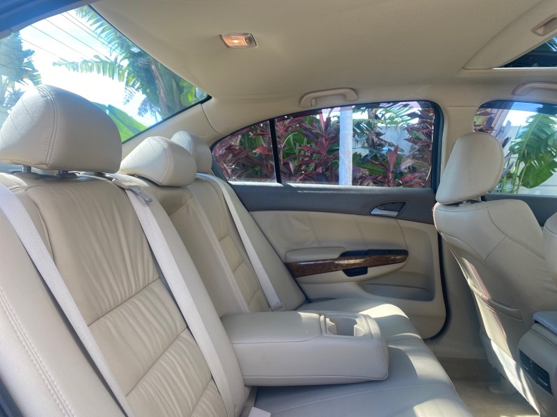 2010 Honda Accord Sdn EX-L LOW MILES 68,167 in , 