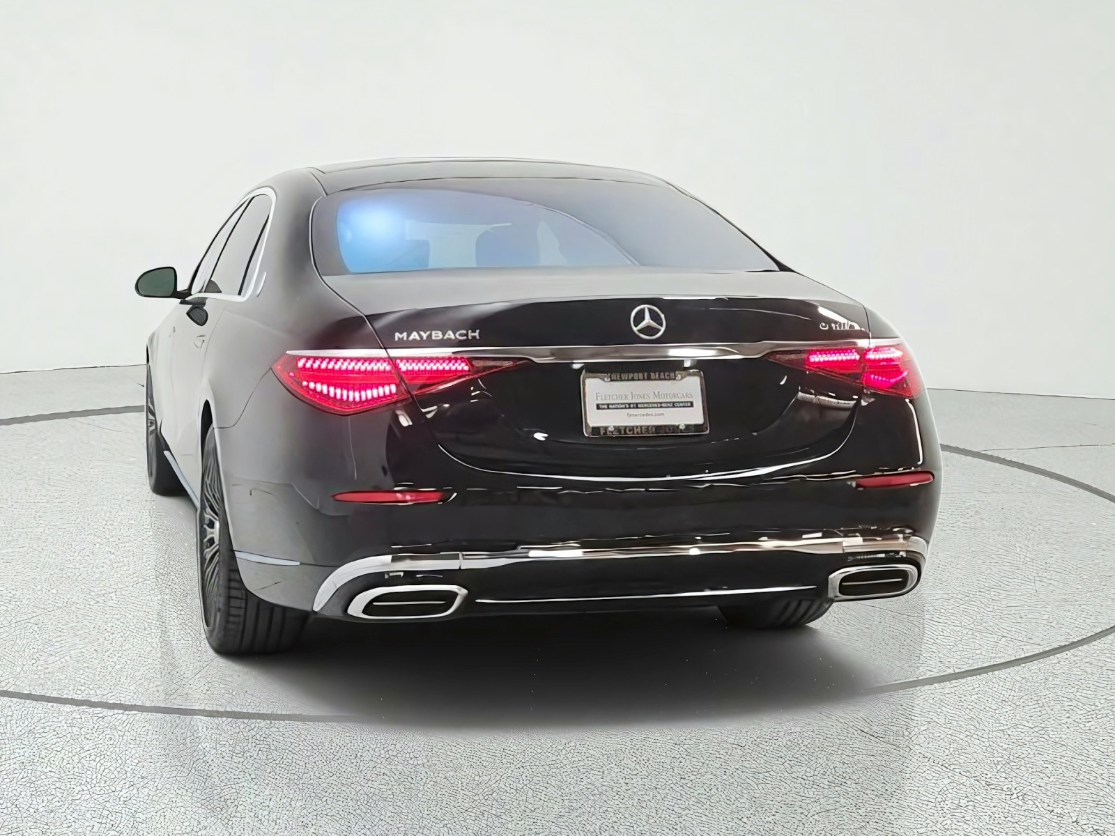 Certified Used 2023 Obsidian Black Mercedes-Benz Maybach S 680 4MATIC® Sedan image 6
