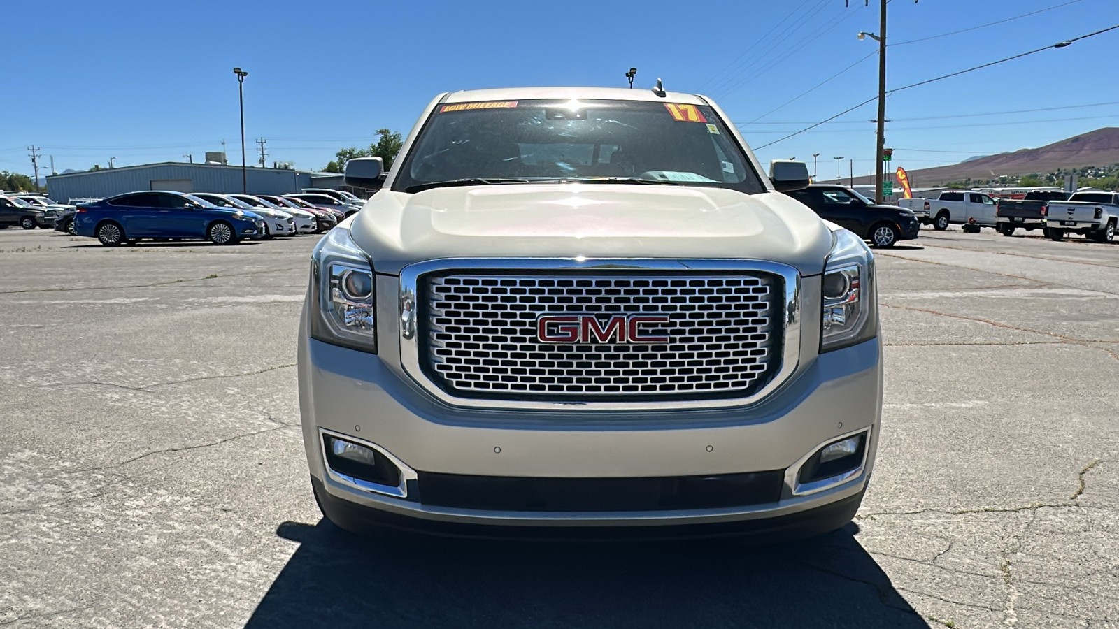 2017 GMC Yukon Denali 8