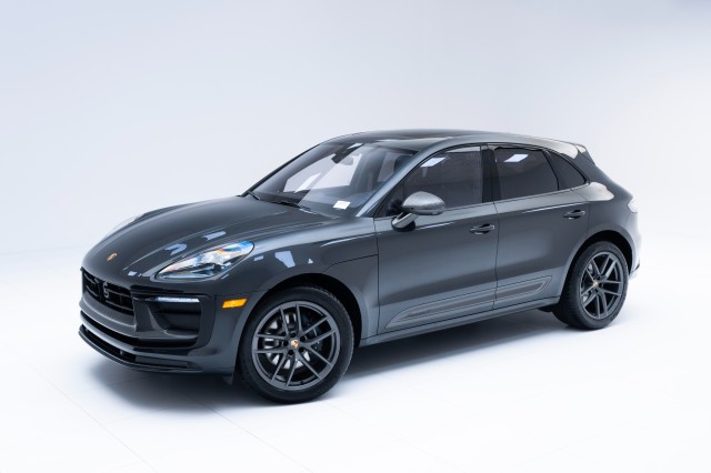 2025  Macan T in , 