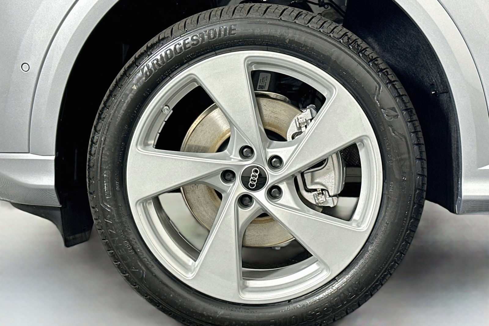 New 2026 Florett Silver Metallic Audi Premium Plus image 11