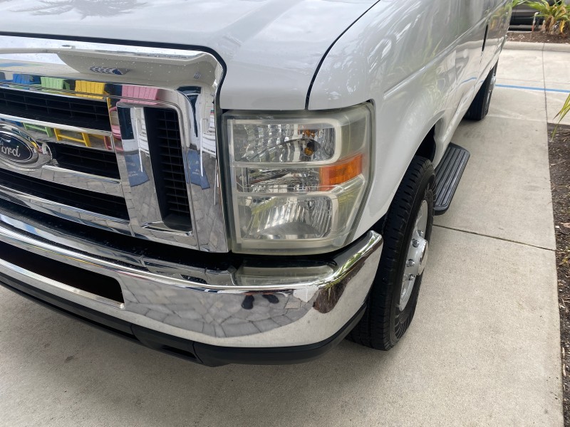 2008 Ford Econoline Wagon XLT 15 PASSENGERS E350 CLEAN in , 