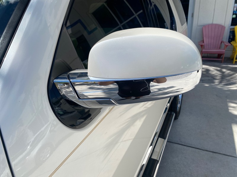 2013 Cadillac Escalade Luxury 1 OWNER LOW MILES 70,251 in ,