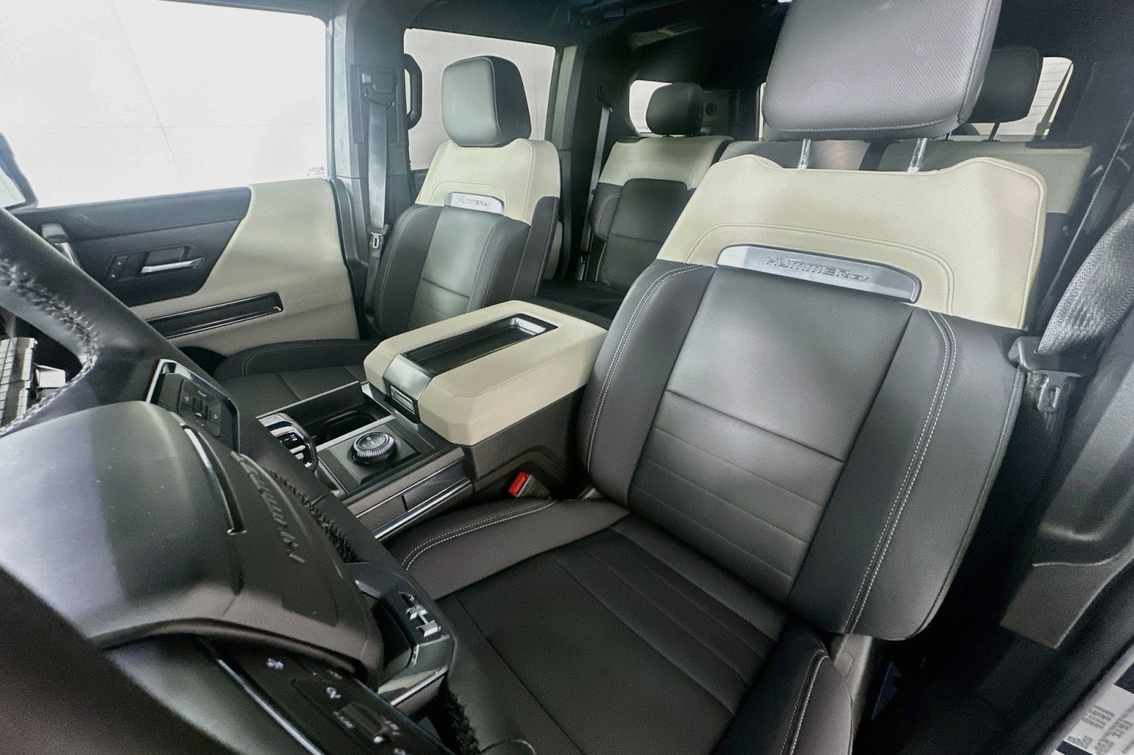 Used 2026 Graphite Blue Metallic GMC 2X image 17