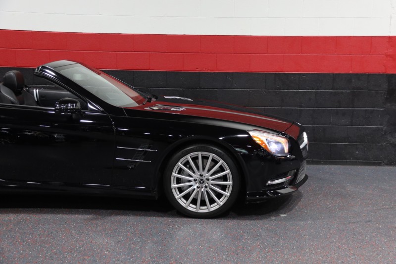 2013 Mercedes-Benz SL550 2dr Convertible in , 