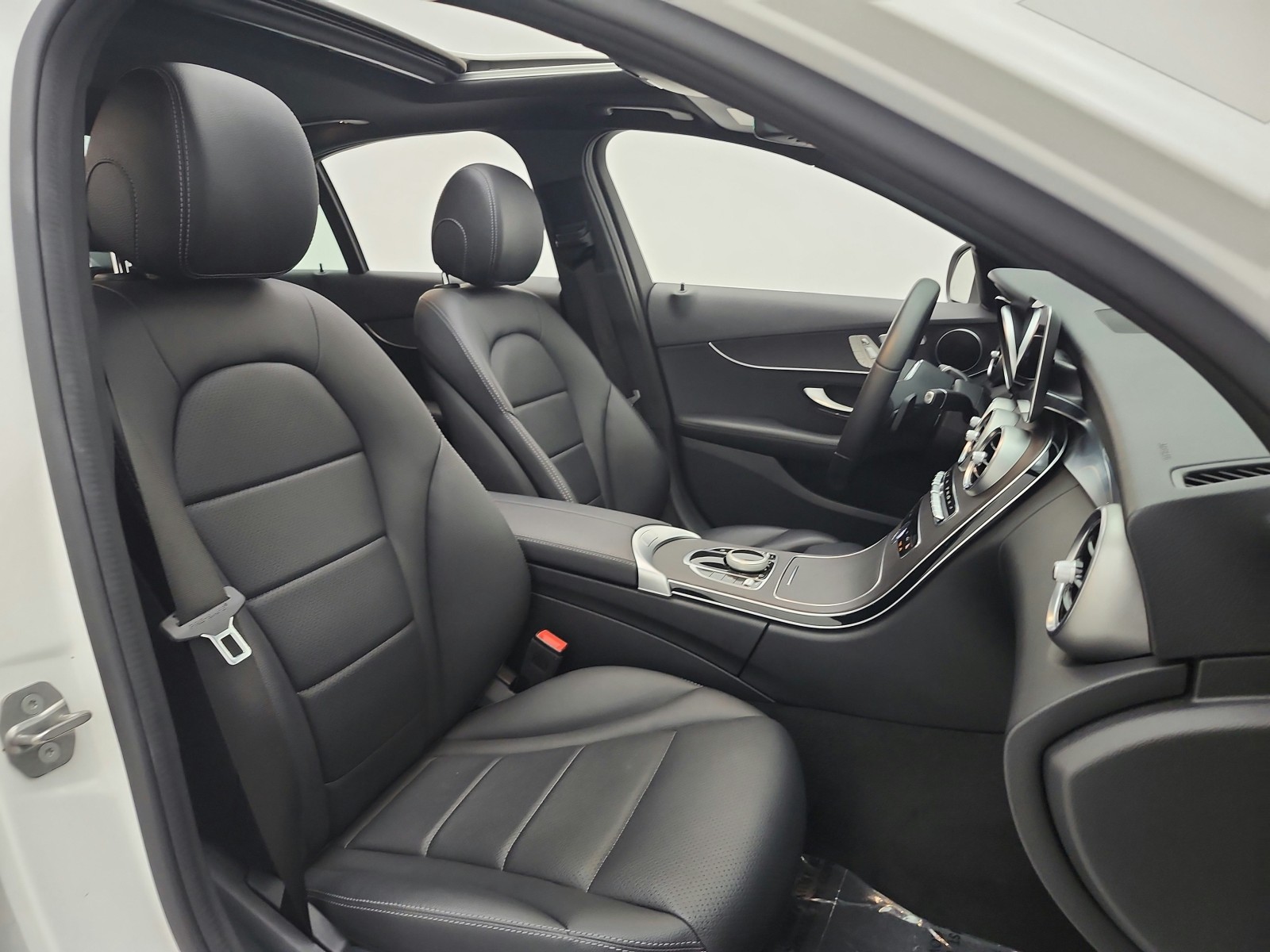 Used 2021 Polar White Mercedes-Benz C 300 Sedan image 20
