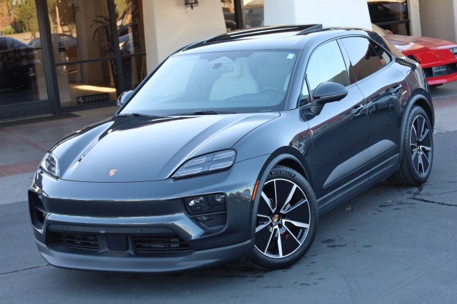 2025  Macan 4 Electric in , 