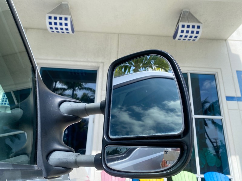 2001 Ford Super Duty F-350 DRW XL 1 OWNER LOW MILES 14,269 in , 