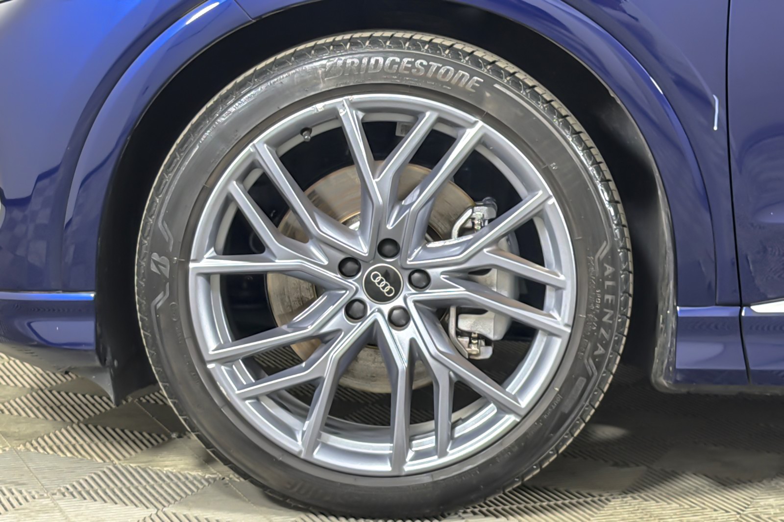 Used 2025 Navarra Blue Metallic Audi Premium Plus 55 quattro image 23