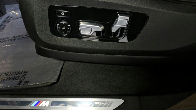 2020 BMW X6 xDrive40 Carbon Fiber Interior! HUD~Cooled Cup Holders 31