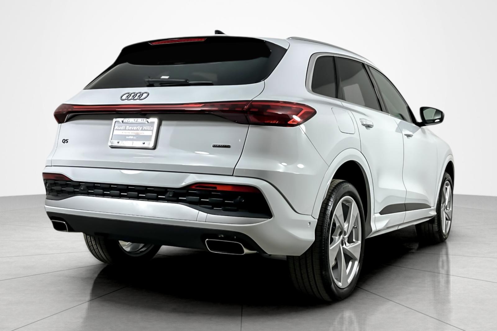 New 2025 Glacier White Metallic Audi Premium Plus 2.0 TFSI quattro image 6