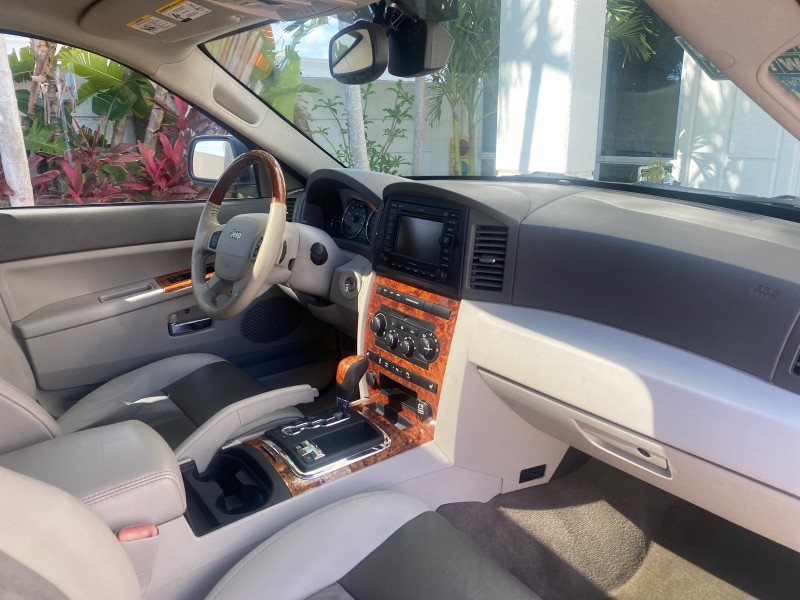 2006 Jeep Grand Cherokee Overland LOW MILES 57,372 1 OWNER 4WD in , 
