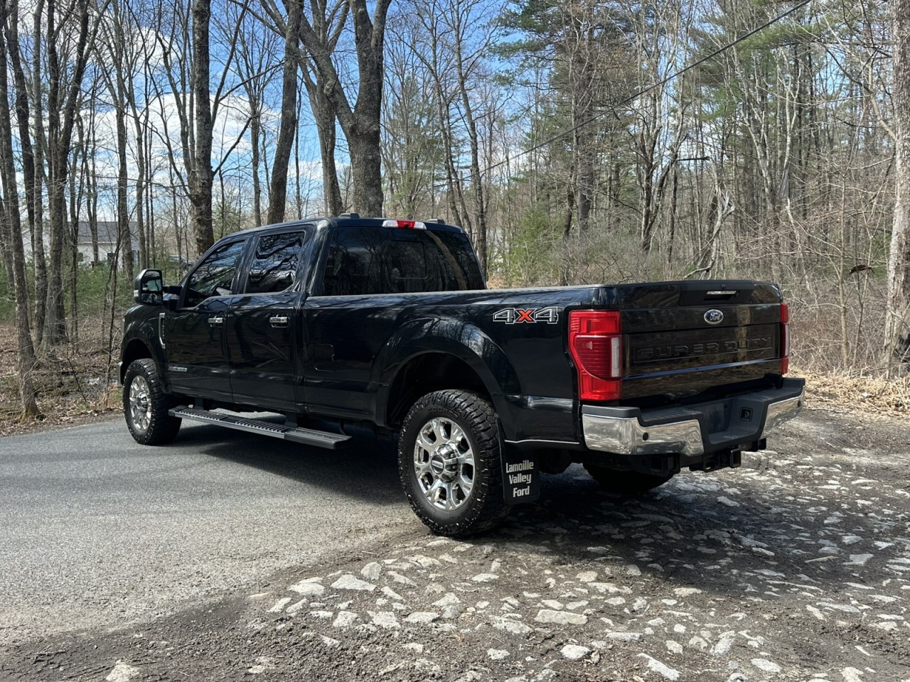 View vehicle photo 6