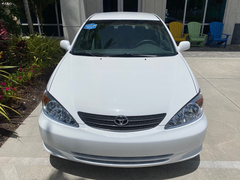 2003 Toyota Camry LE LOW MILES 61,005 in , 