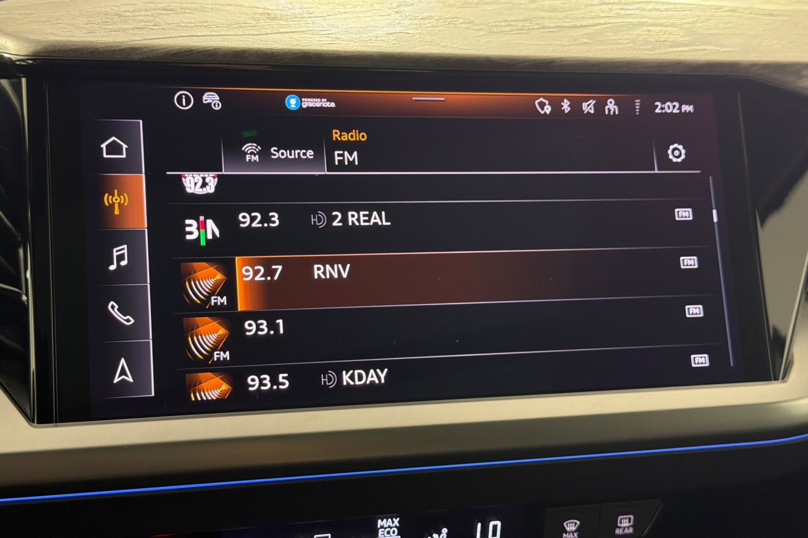 Used 2024 Glacier White Metallic Audi Prestige 55 quattro image 17