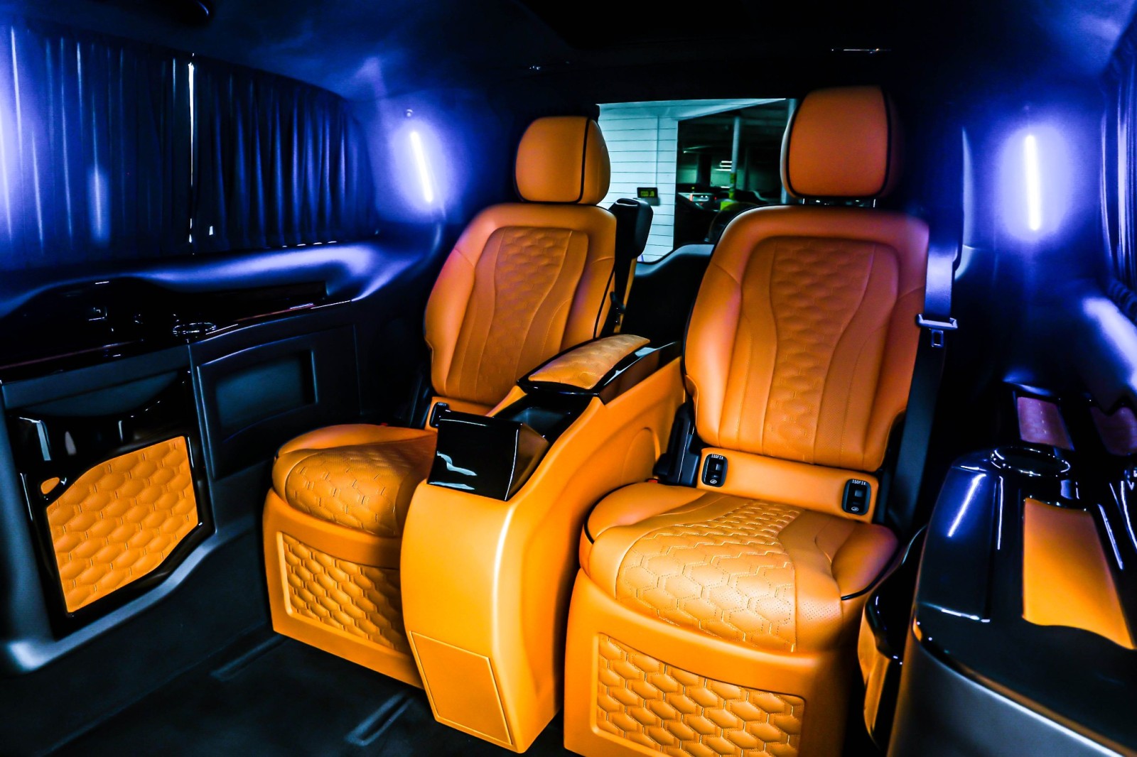 Used 2023 Graphite Grey Metallic Mercedes-Benz Standard Roof 126 Wheelbase image 8