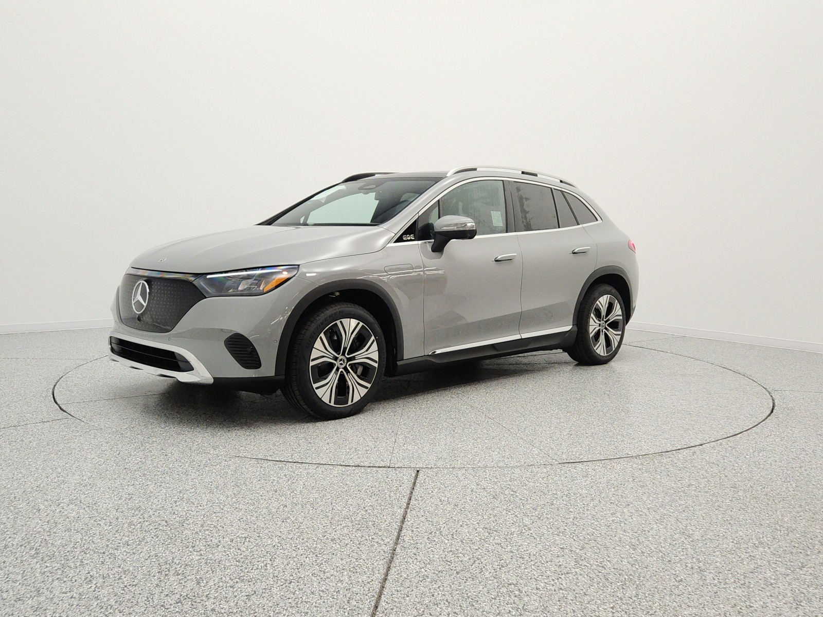 2026 Mercedes-Benz EQE SUV EQE 320 4MATIC's photo