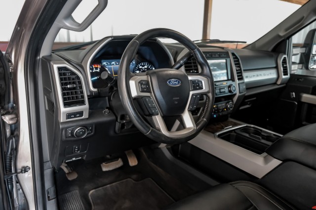 2019 Ford F-250 LARIAT 16