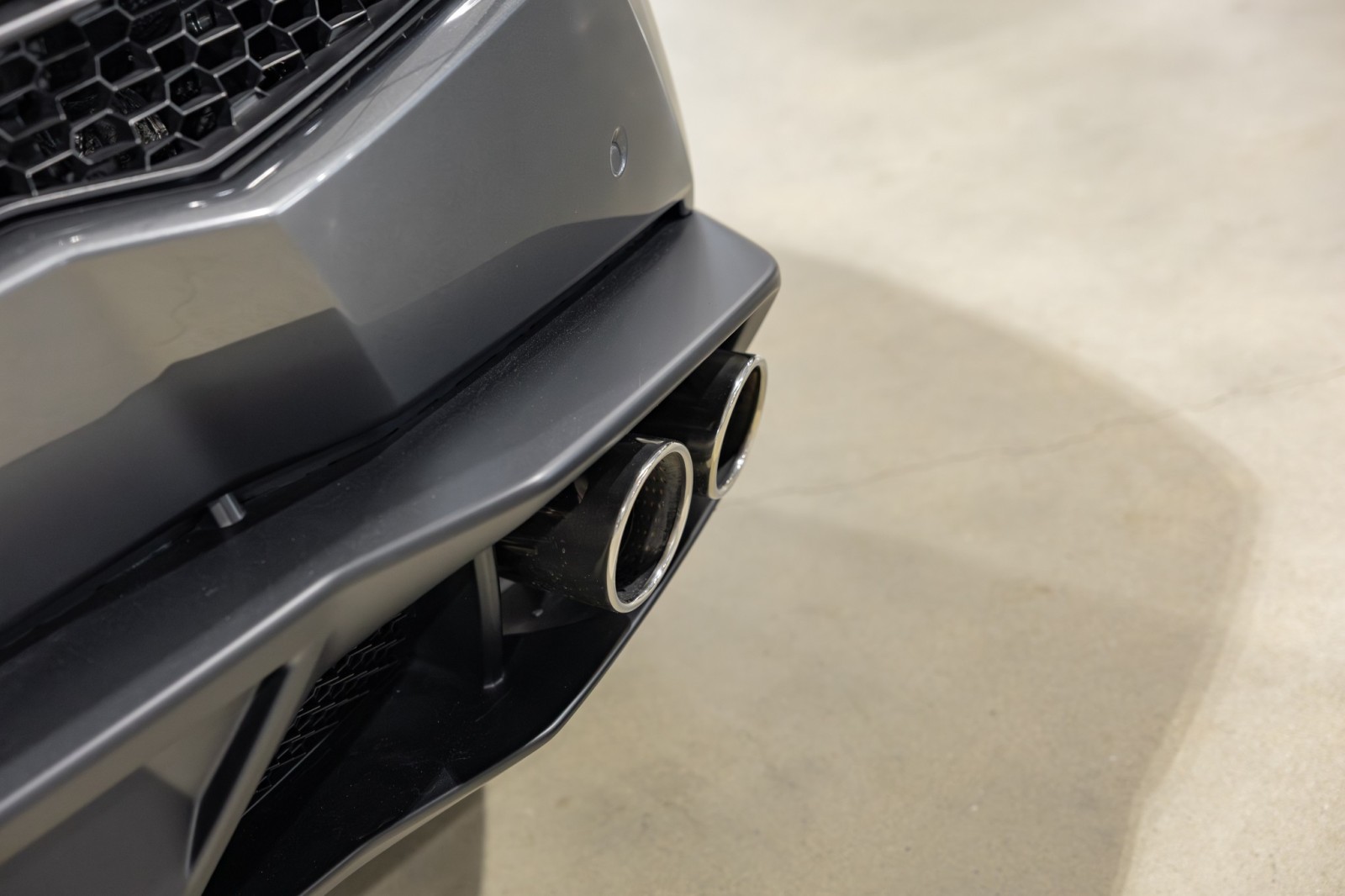 Used Car 2015 Lamborghini Huracan  Lp 610-4 - Transparent Engine Bonnet - Front Lift - Carbon Ceramic Brakes For Sale Under $240,000 In Boerne, Texas