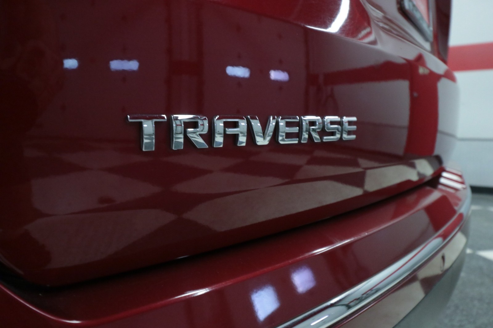 Used Car 2018 Chevrolet Traverse  Premier For Sale Under $20,000 In Austin, Texas